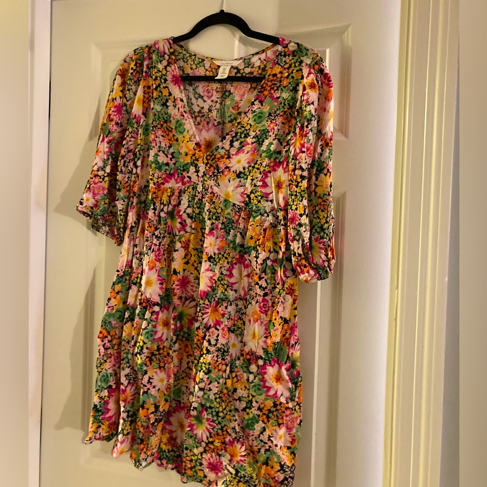 H&M maternity SzM floral dress 👗